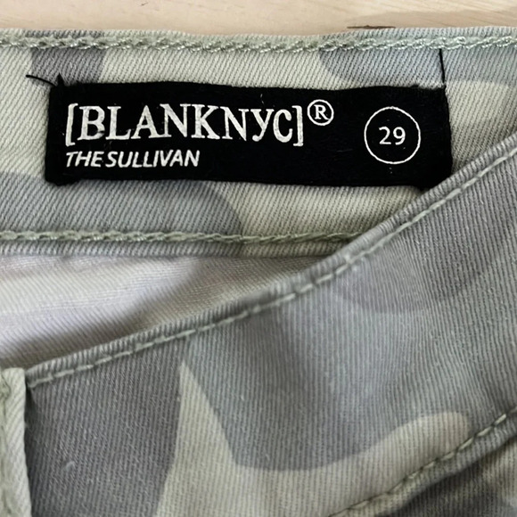 Blank NYC The Sullivan Camo Skinny Ankle Jeans in Light Green - Size 29 - Picture 6 of 9